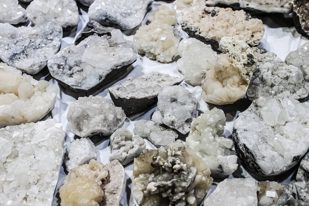 Apophyllite, Zeolite, and Stilbite 1kg/2lbs