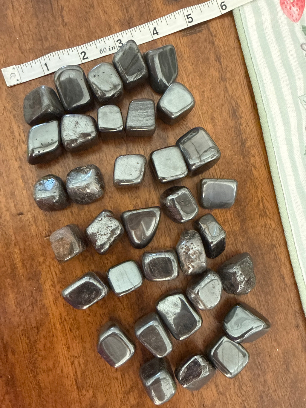 Hematite Tumbled 20-30mm 1KG/2lbs