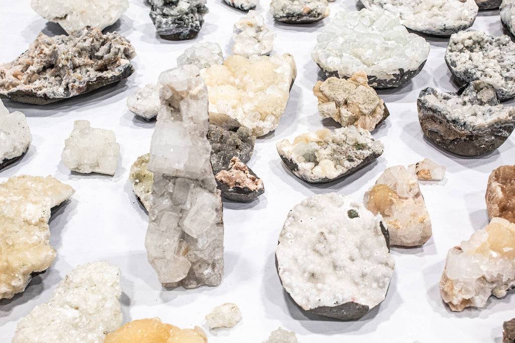 Apophyllite, Zeolite, and Stilbite 1kg/2lbs