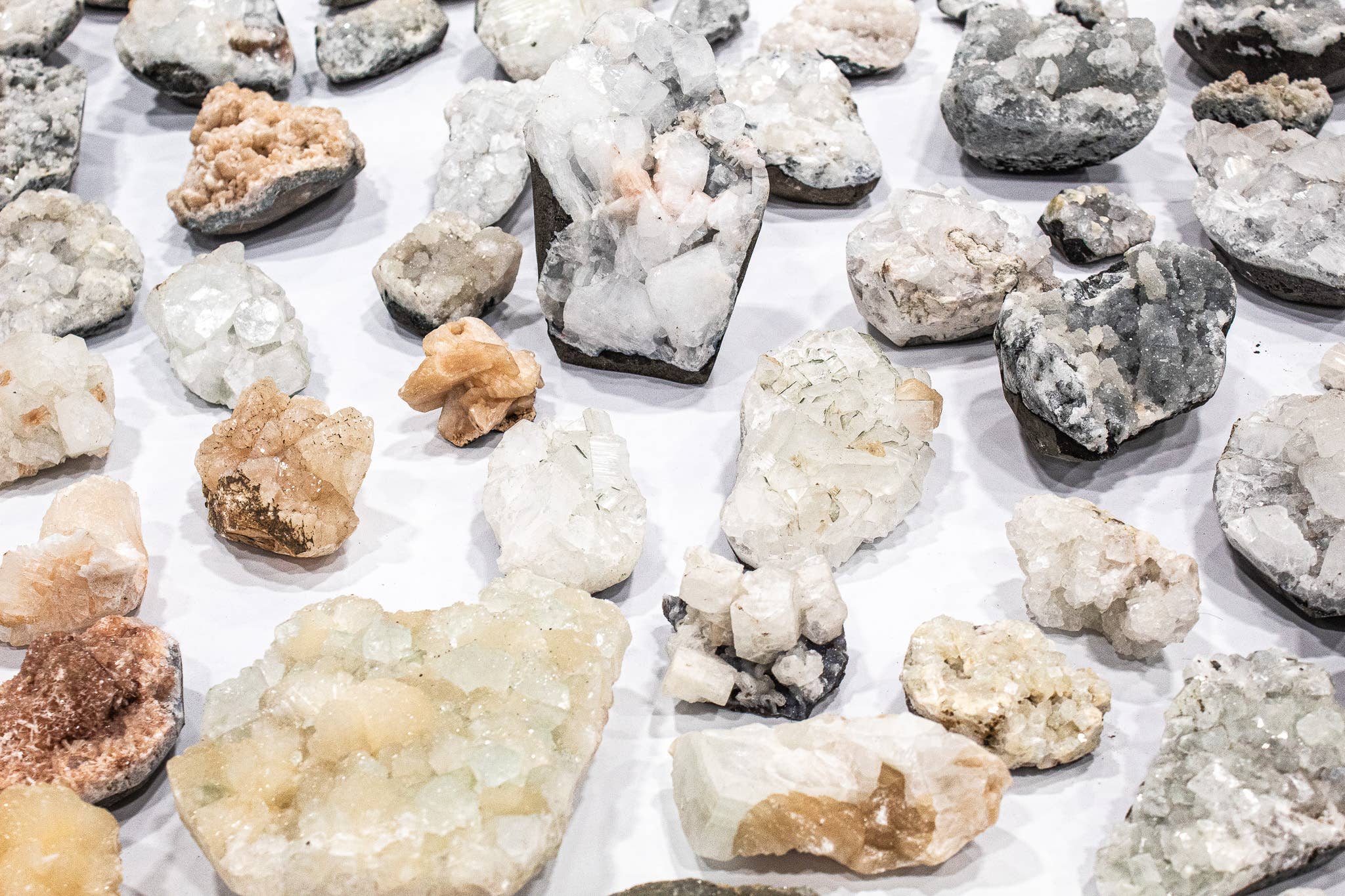 Apophyllite, Zeolite, and Stilbite 1kg/2lbs