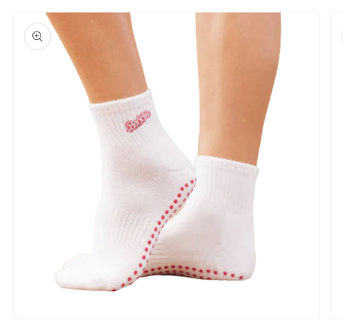 Baddie Grip Socks